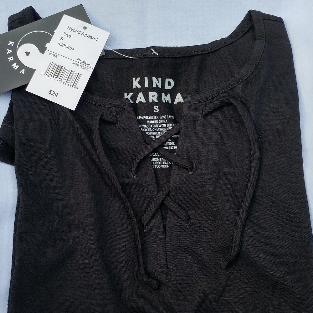 Stylish Hybrid Lace Up Tee - Picture 3 of 5